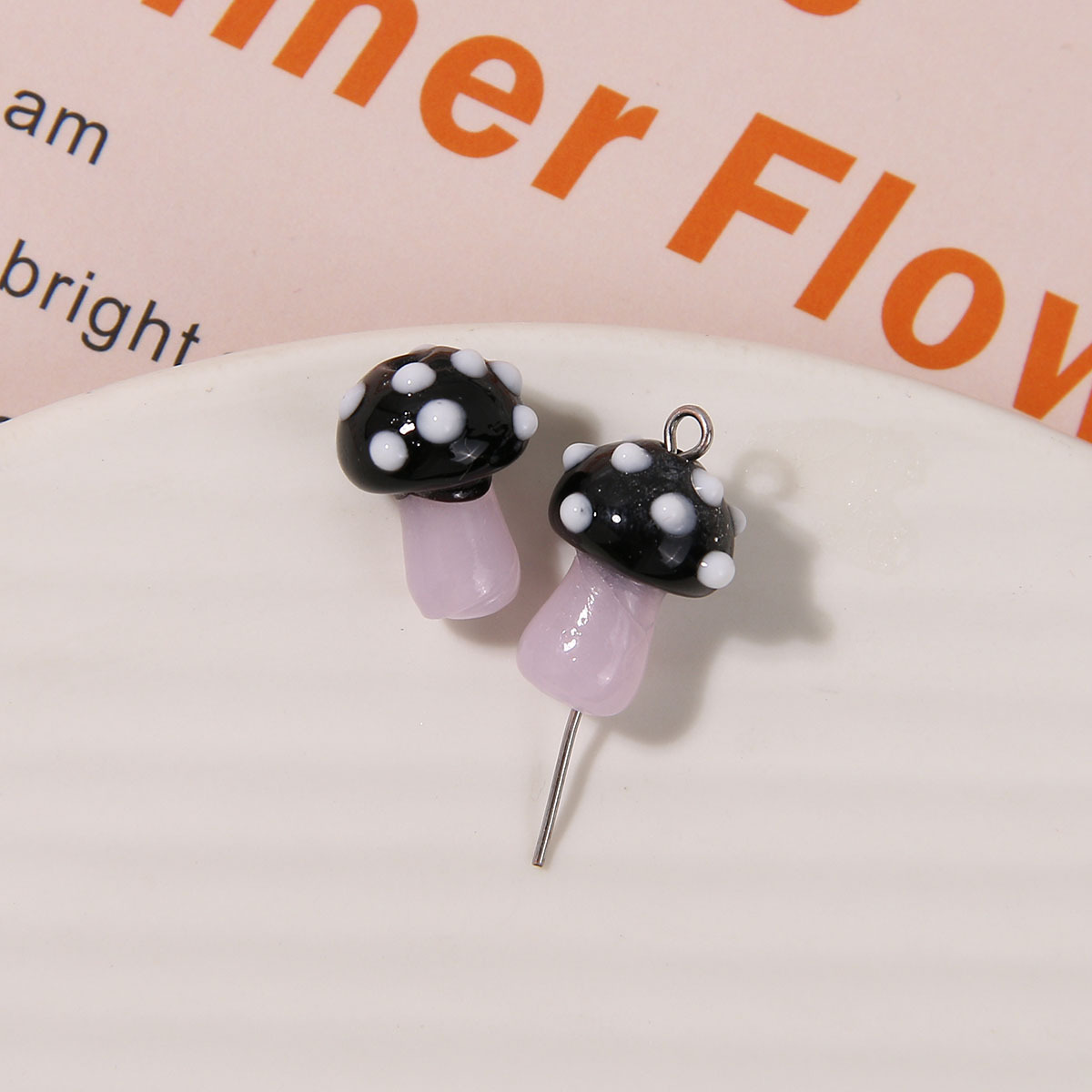 3g Weight Beads Jewelry Making Type 16*12mm Jewelry Making Size DIY Jewelry Accessories Classification 1 Piece Quantity glass Material Mushroom Pattern Polishing Design Casual, Sweet, Simple Style Style 1 Piece 16*12mm Glass Mushroom Beads 27