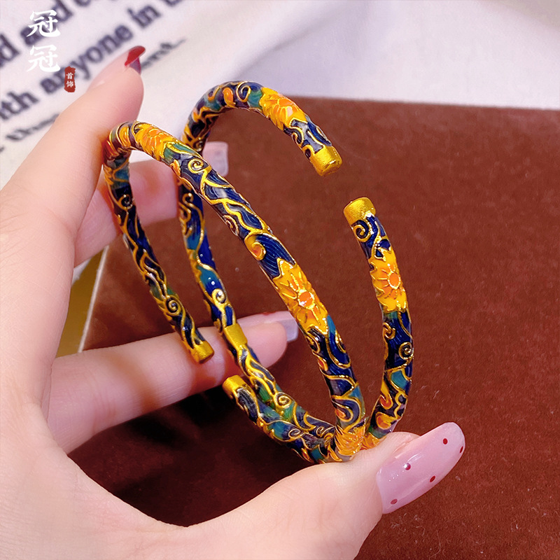 Gold-Plated Enamel Sunflower Van Gogh Bracelet, Same Style as Gold Store, Women's Light Luxury Palace-Style Bracelet with High Color Retention
