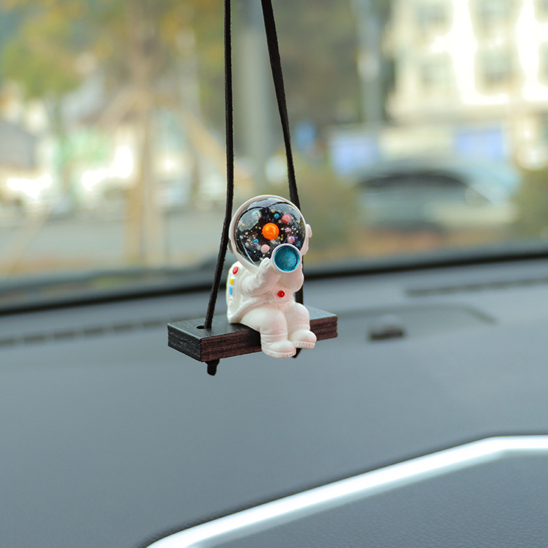 Wholesale a creative astronaut car accessories car accessories car interior accessories car accessories car accessories