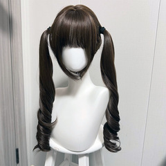 かつらの女性は日本jkの長髪Lolitaの長い巻き髪が少ないです。