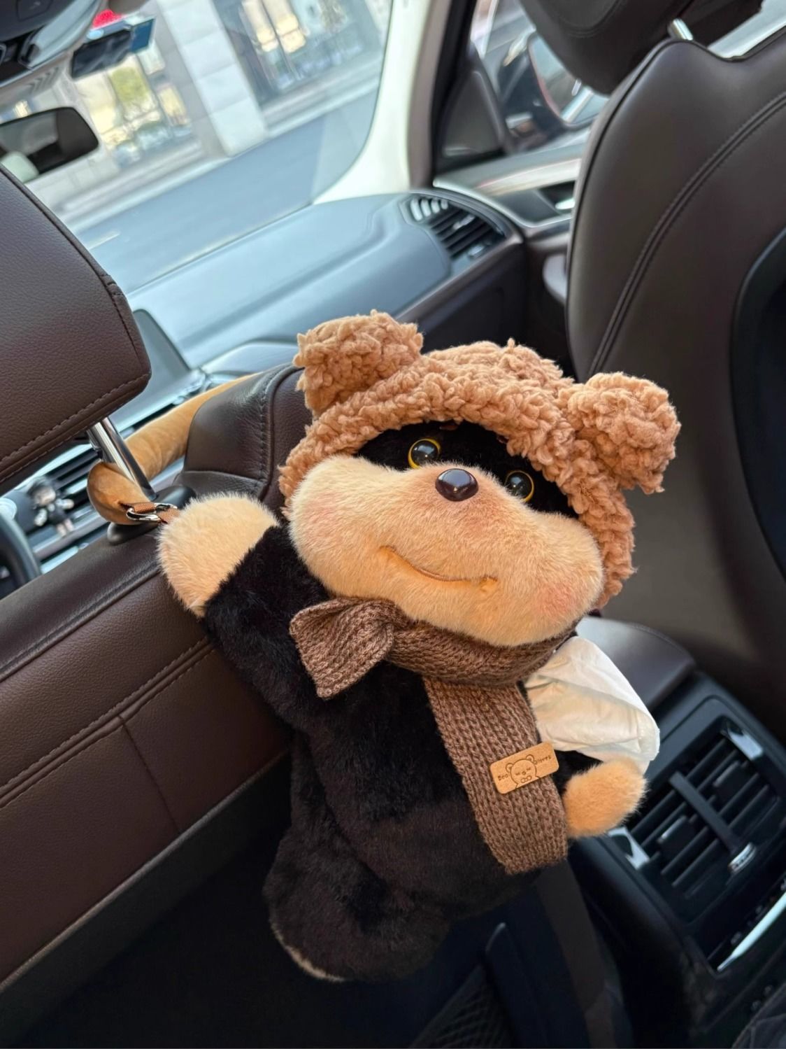 New Car Armrest Box Tissue Box Car Middle Strap Style Car High-End Tissue Box Cute Girl Outfit