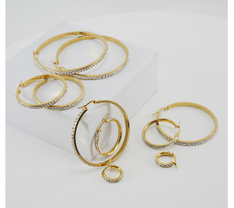 15g Weight PVD Coated Gold Plating Process 304 Stainless Steel Ear Needle Material 18K Gold Plated Plating Material 1 Pair Fashion Round Inlay 304 Stainless Steel Rhinestones 18K Gold Plated Stainless Steel Earrings