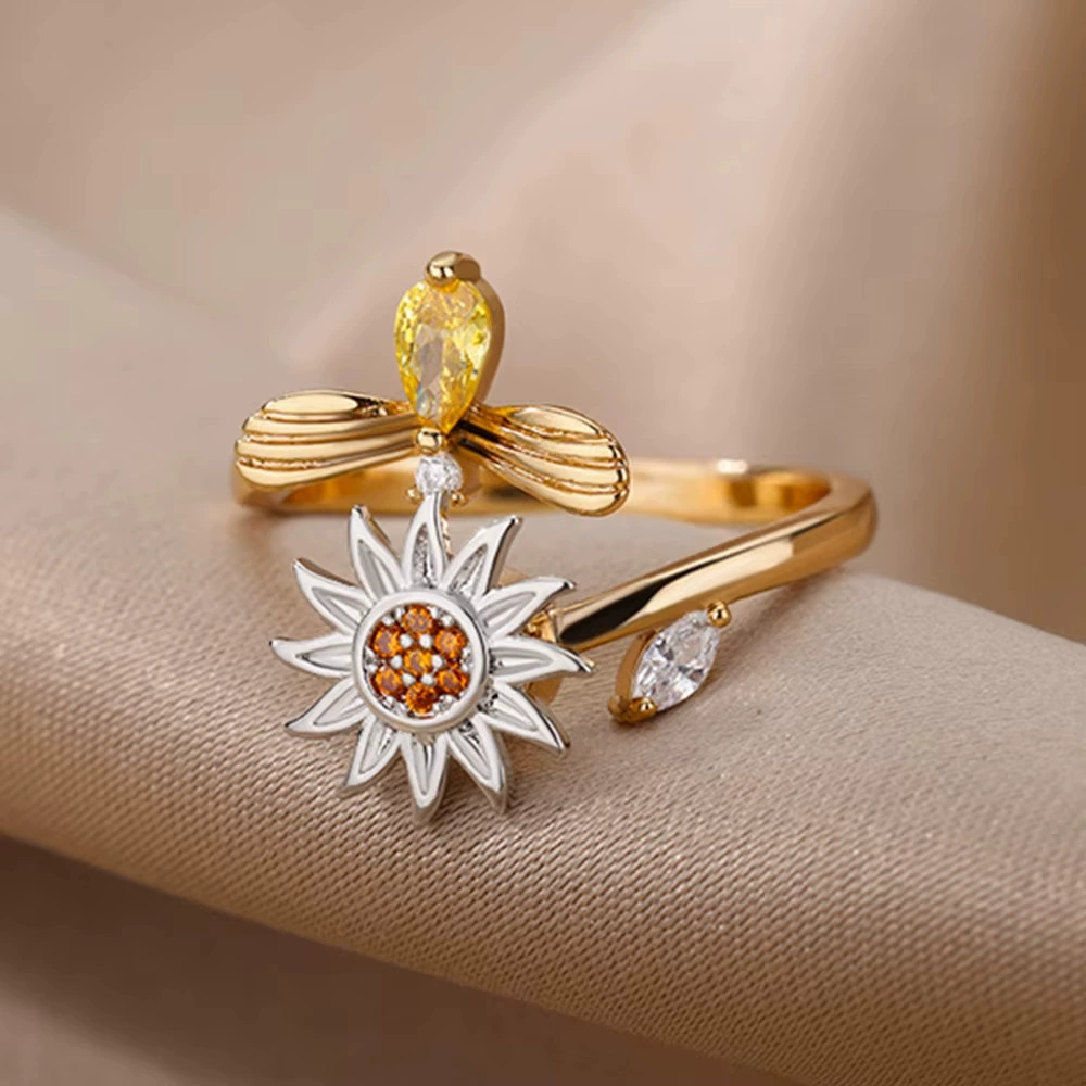 Ring, Amazon, diamond encrusted, 18 carat, flowered