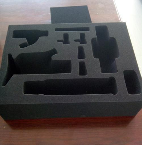 17231317483_2096537729