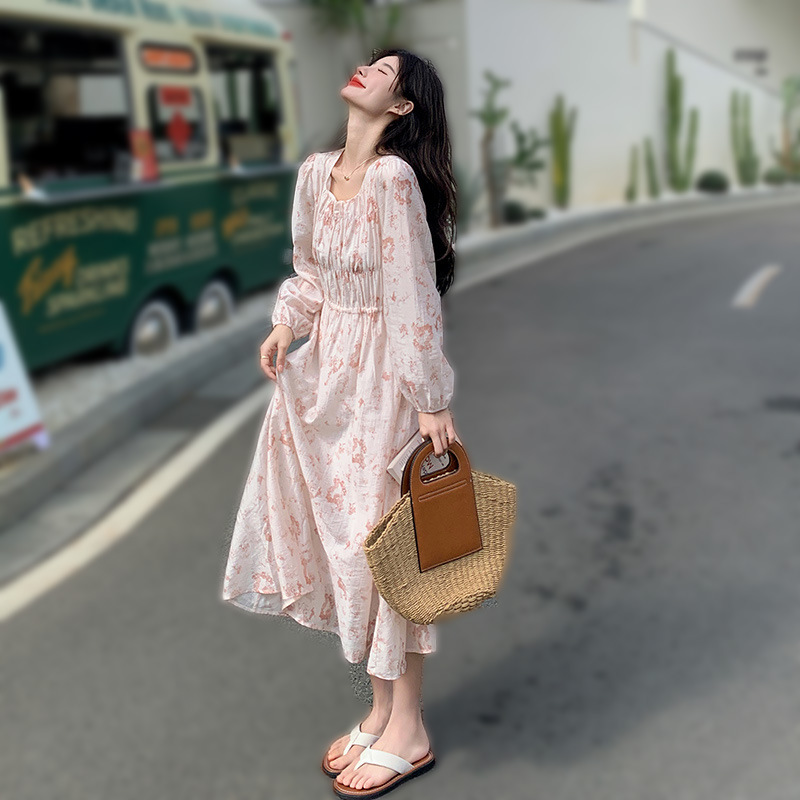 Papaya Milk Spring and Summer New Arrival Floral Dress Korean Style Elegant Fashionable Tight Waist Bubble Sleeve Holiday Style Tight Waist Long Papaya Milk Spring and Summer New Arrival Floral Dress Korean Style Elegant Fashionable Tight Waist Bubble Sleeve Holiday Style Tight Waist Long