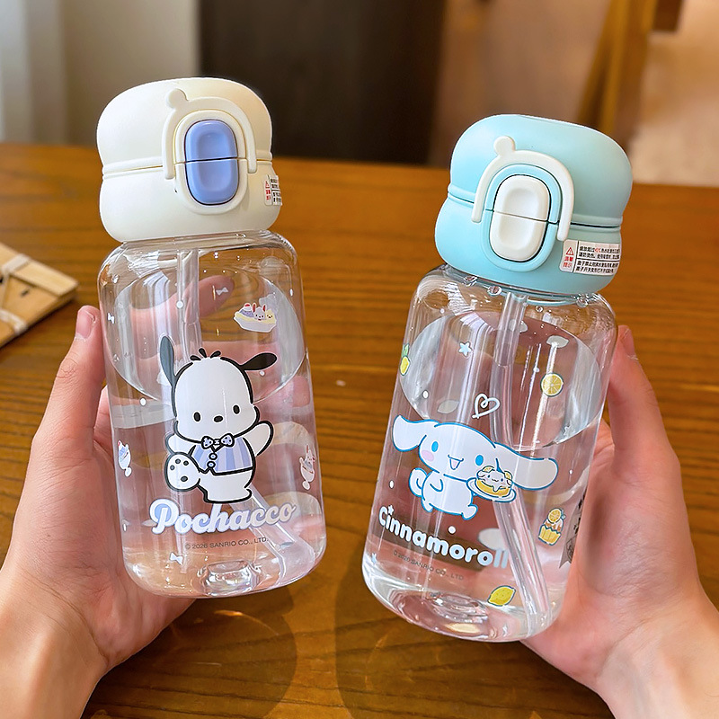 Sanrio tazas de agua para niños niñas lindas tazas de paja Kulomi tazas de plástico de gran capacidad especiales para estudiantes escolares