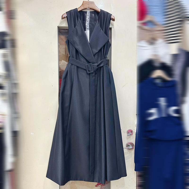 南油欧美澳洲法式高级感轻奢小众礼服翻领无袖连衣裙配腰带|undefined
