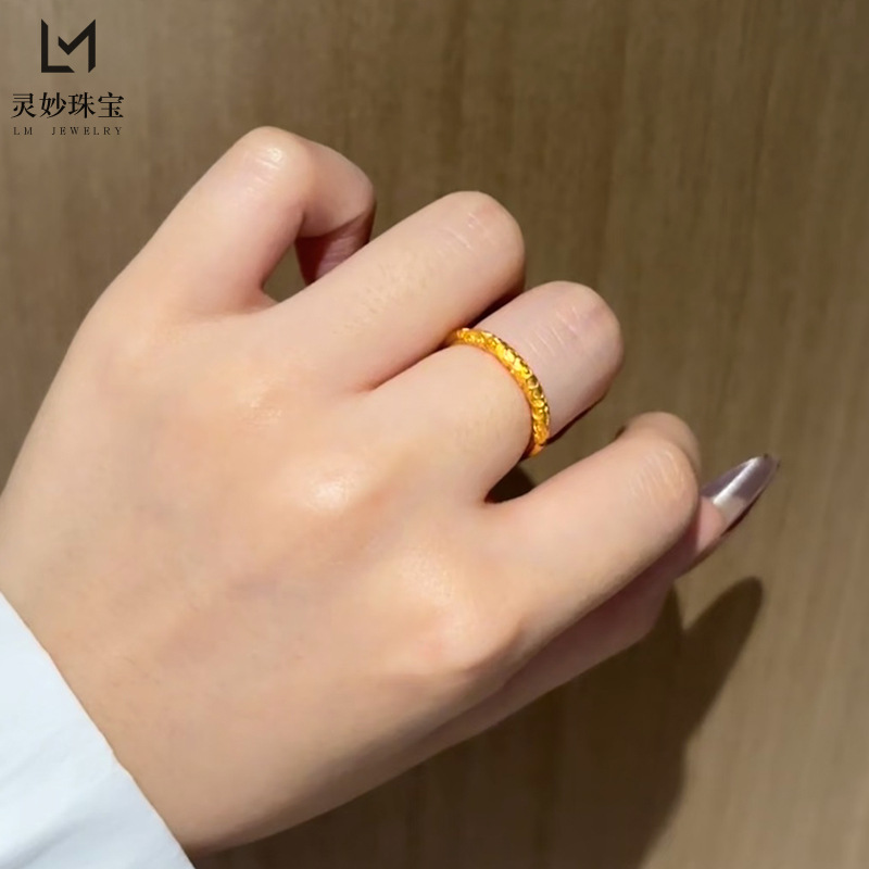 French Retro Gold Bauhinia Ring With Scrollwork For Women_voghion.com