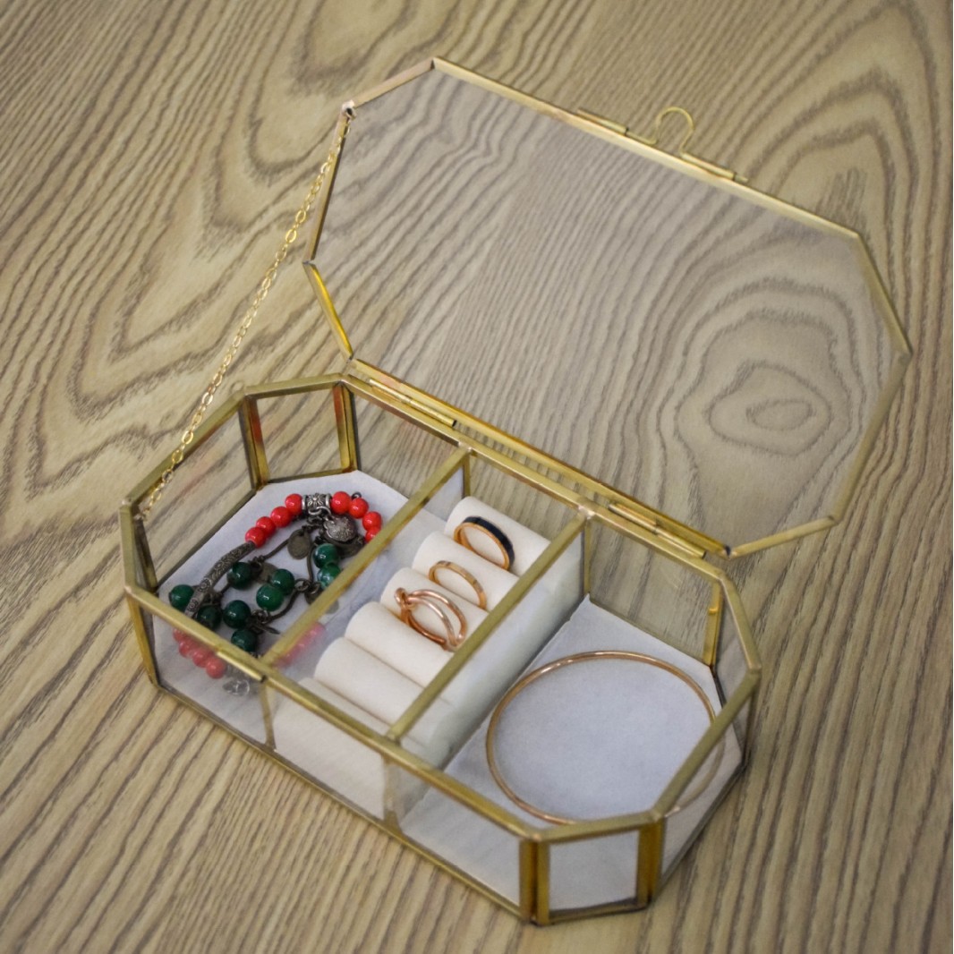 Caja de almacenamiento de joyas de vidrio con borde de cobre dorado hexagonal simple y exquisito, caja de regalo, caja de almacenamiento para el hogar, caja de almacenamiento de perlas