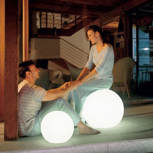 厂家LED滚塑发光圆球灯 遥控USB充电草坪别墅庭院工程美陈装饰灯