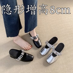 シープスキンバージョン〜女性用フレンチスタイルトゥキャップシューズ、メタルバックル付き、スクエアトゥハーフスリッパ、インナーとアウター用の高さのあるサンダル