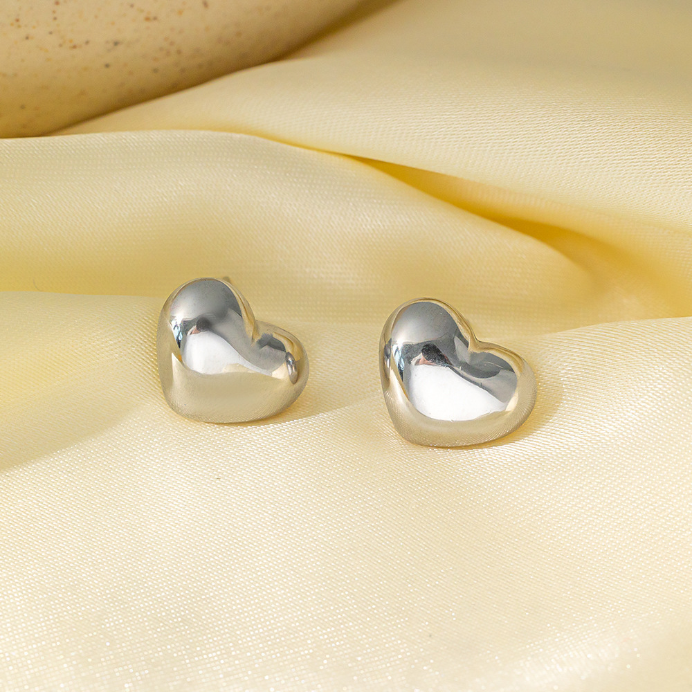 10g Weight 304 Stainless Steel Ear Needle Material Ear Studs Classification 1 Pair Quantity Holiday, Daily Occasion Titanium Steel Material Irregular, Heart Shape Pattern Women's Gender Plating Design Basic, Simple Style Style 1 Pair Basic Simple Style Irregular Heart Shape Plating Titanium Steel Ear Studs 5