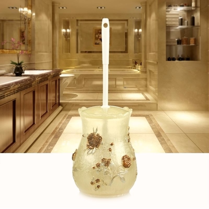 풍부한 꽃이 노랗게 피다