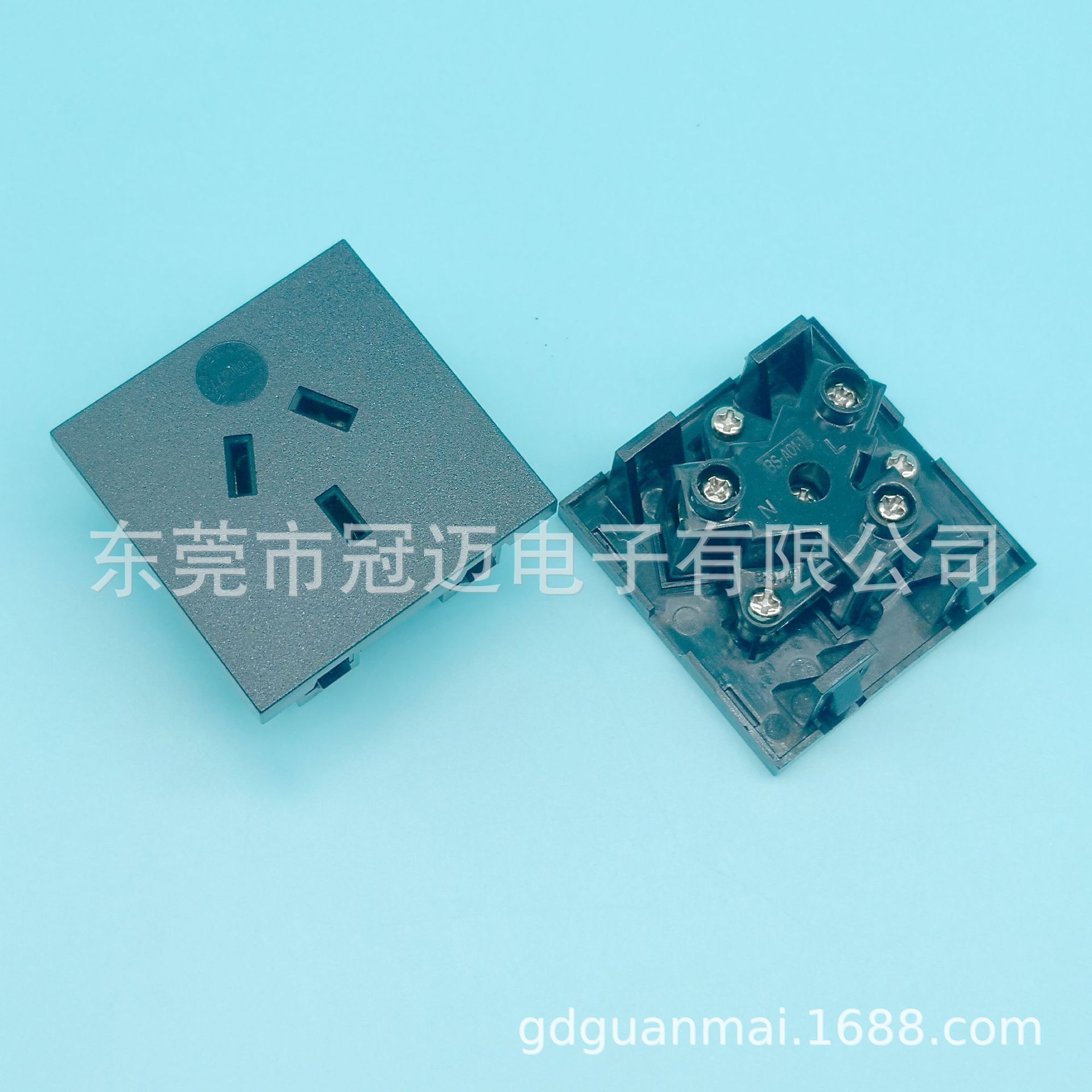 BS-A01 方形 澳规插座 SAA 锁螺丝式 储能电源 PDU 机柜 输入AC座