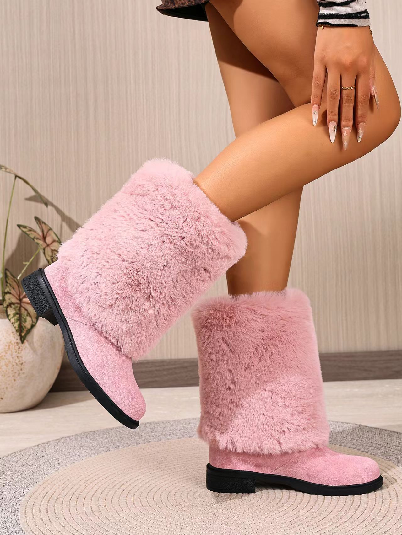 Botas de neve para mulher em camurça forradas com lã quente_voghion.com