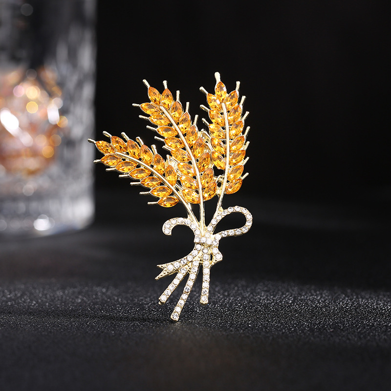 Wheat ear brooch for women, small fragrance style, temperament, anti exposure corsage, shirt fixed suit pin buckle, clothing collar pin accessories_voghion.com