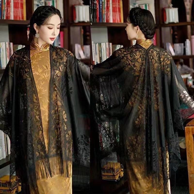 Huakai Zhixia Chaxian borla chal de encaje con cheongsam exterior 2025 nueva camisa de protección solar de rebeca fina de todo fósforo