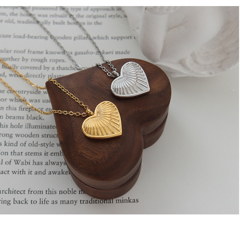 Fashion Heart Shape Titanium Steel Necklace Plating Stainless Steel Necklaces