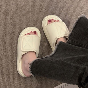 �ļ������ЬŮ�⴩��ˤ�ٴ�r�К��|��Ů�L����ħ�g�N���m���p��