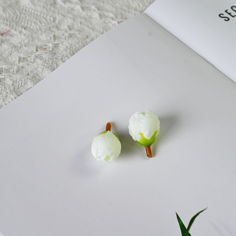 Simulación mini pulgar brotes de rosas brotes de estrellas hechos a mano DIY guirlanda caja de dulces flor de pecho decoración de boda flores de seda