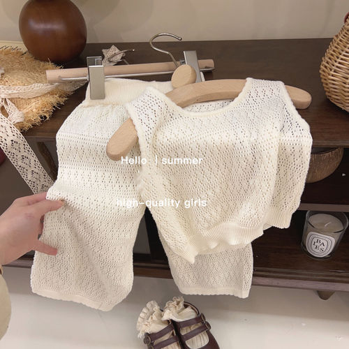 Internet celebrity children's clothing girls thin style knitted suit 2024 summer female treasure hollow vest wide leg pants two-piece trendy set