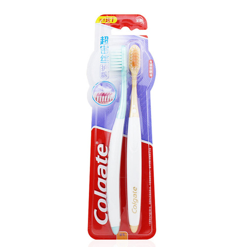 Colgate Toothbrush Triple Deep Cleansing Medium/Fine Bristle Gum Protecting Soft Bristle Toothbrush New and Old Packaging Color Random Shipping