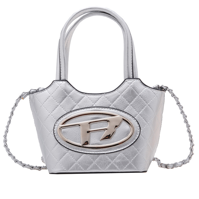 2025 primavera y verano estilo caliente moda casual niños dulces bolsa de gelatina mini bolso de mensajero de un solo hombro variedad al por mayor