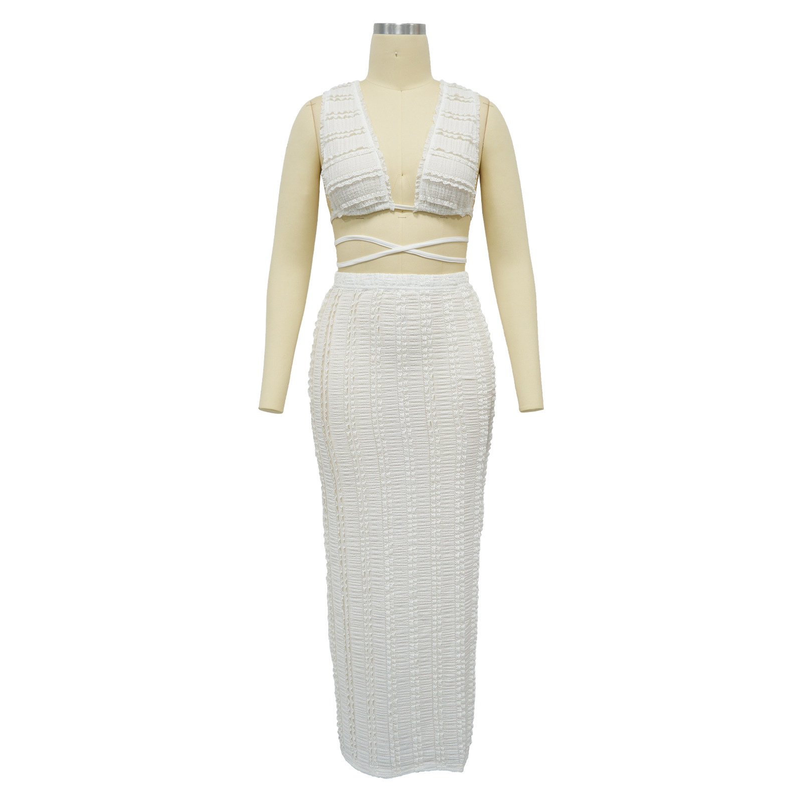 Completo da donna in denim con pizzo, senza maniche e schiena scoperta_voghion.com
