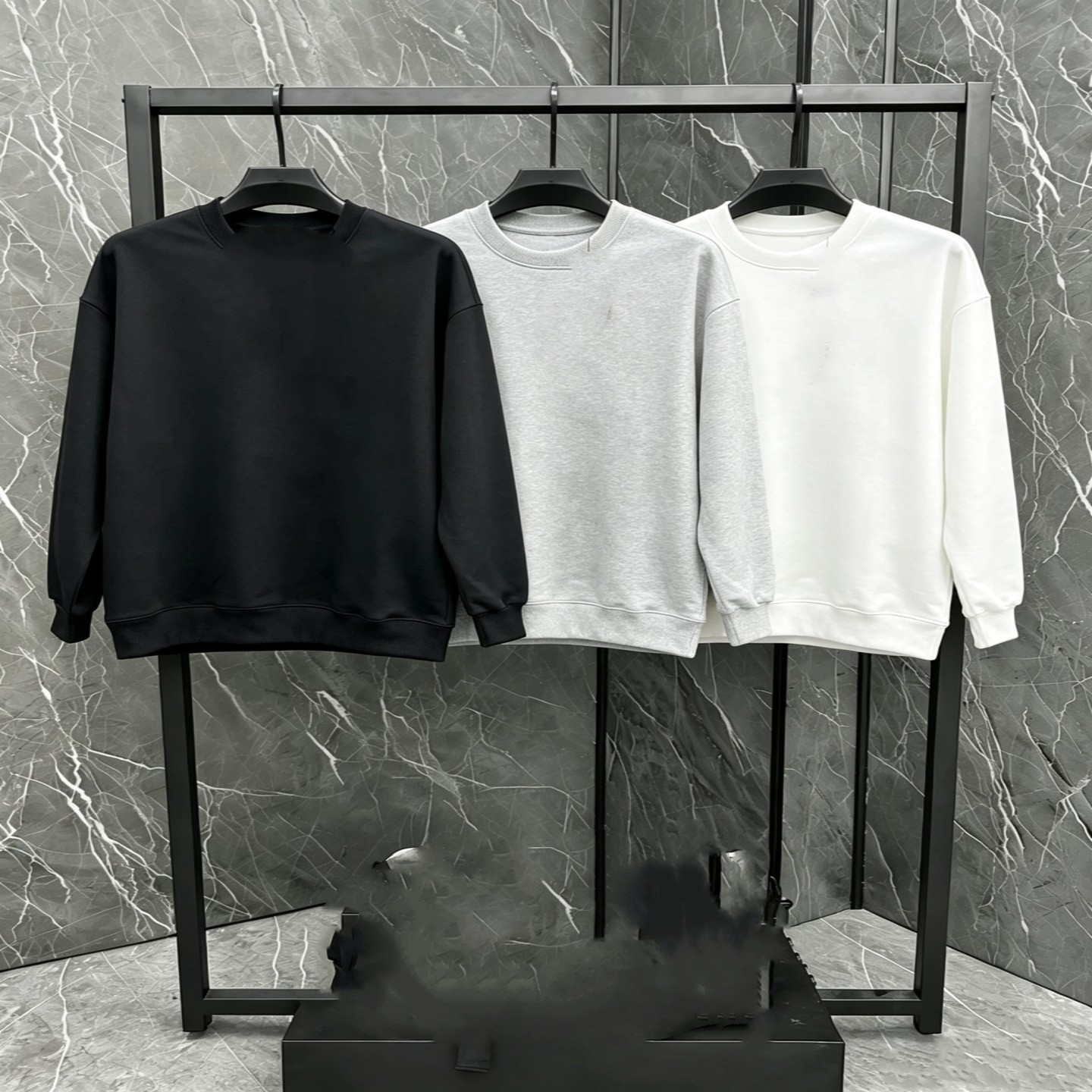 70397 New Hooded Sweatshirt