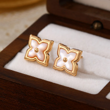 ������Ҷ�ݶ������ű��Ƕ�����ɫ�����������С�ڸ߼��аٴ�Ůʿ