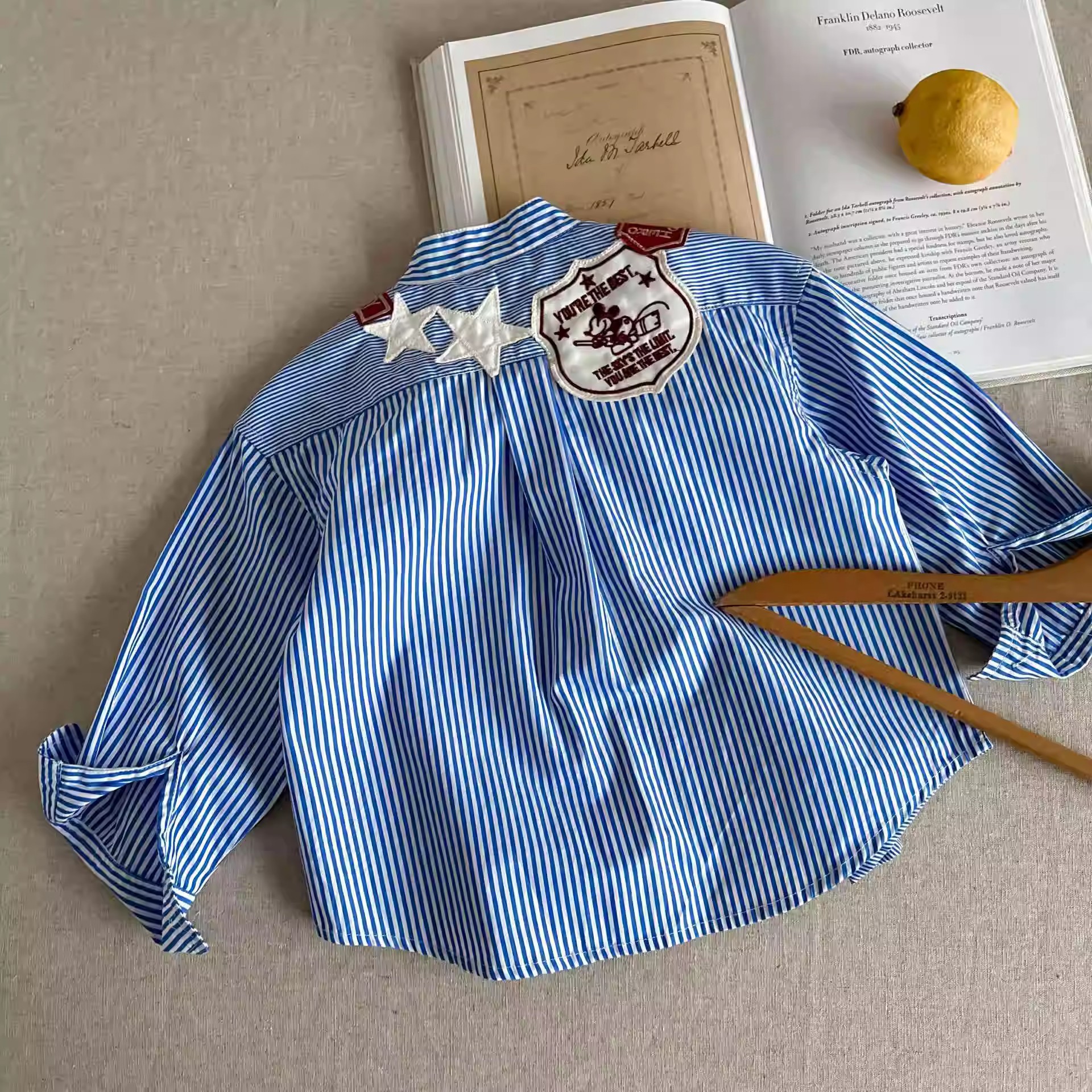 Xianning Seven Camisas para niños Nuevos productos de primavera Niños y niñas de manga larga Niños Ropa para niños japoneses Camisas para niños