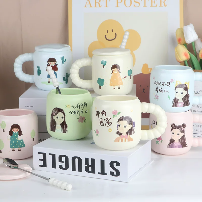 Cute girl Creative High -value Ceramic Cup Bringing a spoon of Mark Cup Office Coffee Cup Couple Cup Cup Cup wholesale