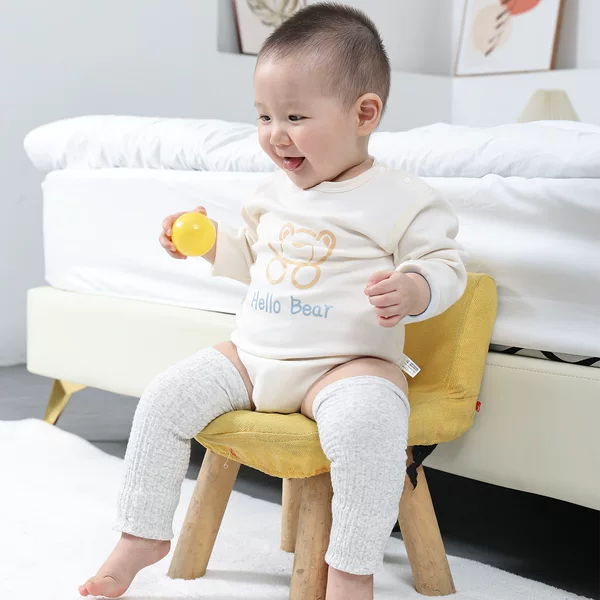 Baby Knee Pads Are New for Autum, Soft and Skin-Friendly, Not Easy to Curl, Fit the Legs Without Tightening the Legs, Are Flexible and Not Bound
