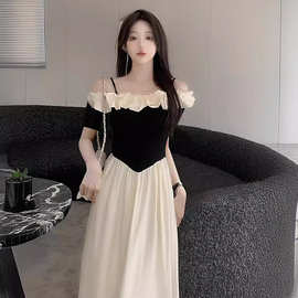 一字肩短袖连衣裙夏季女2024年新款法式名媛气质温柔风收腰仙女裙