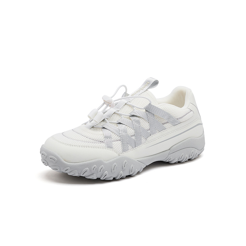 Zapatos deportivos al aire libre para mujeres 2026 nuevo estilo de primavera de senderismo casuales zapatos de entrenamiento de papá de montaña zapatos blancos pequeños