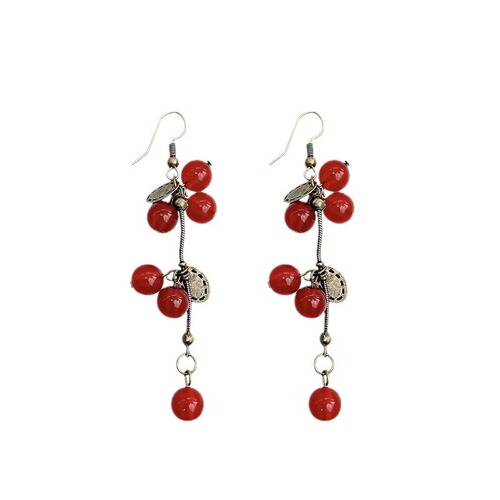 Unique Chinese-style red fruit earrings for women, bohemian hook earrings, long, new Chinese style temperament, high-end, retro earrings.