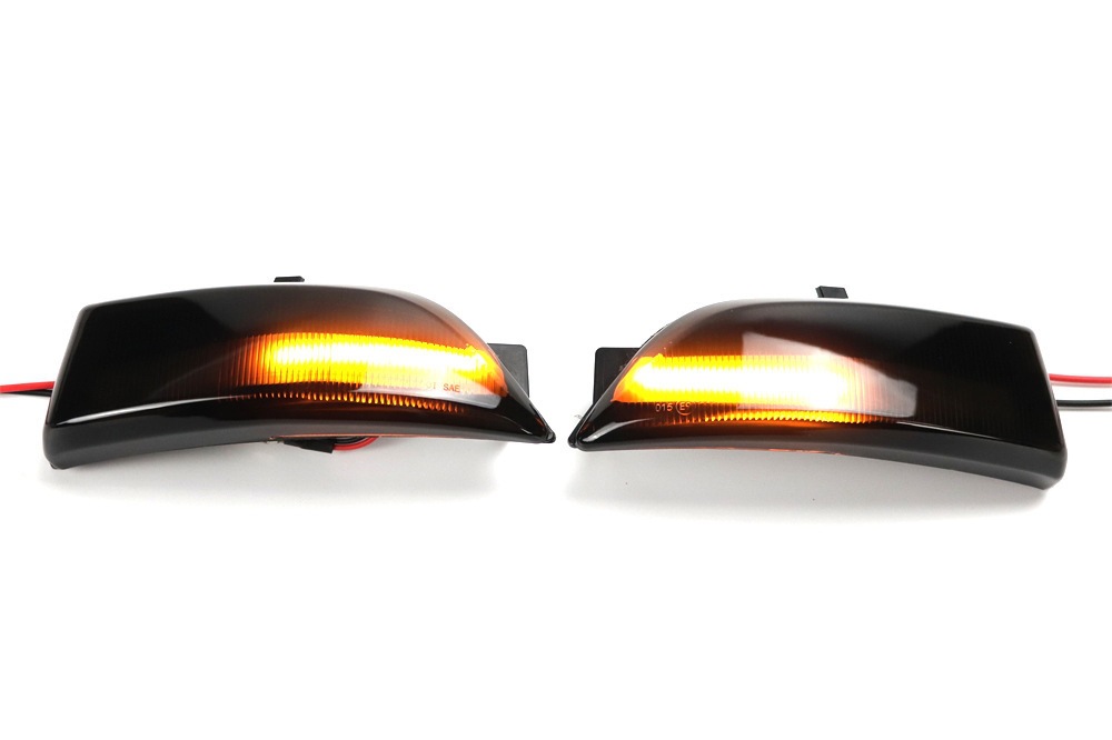 Suitable for 12-19 Ford Ranger T6 Modified Led Rearview Mirror Turn Signal Side Wing Indicator Light Sequential Style