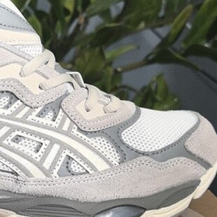 �羳�������Q NYC��Ů����ԽҰ���e�\��Ь����͸�⌣�I�ܲ�Ь