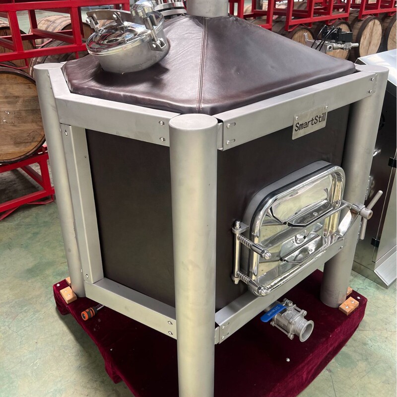Customized Whiskey Brewing Equipment 300L-500L-1000L-2000L Commercial Distillation Equipment 304/316