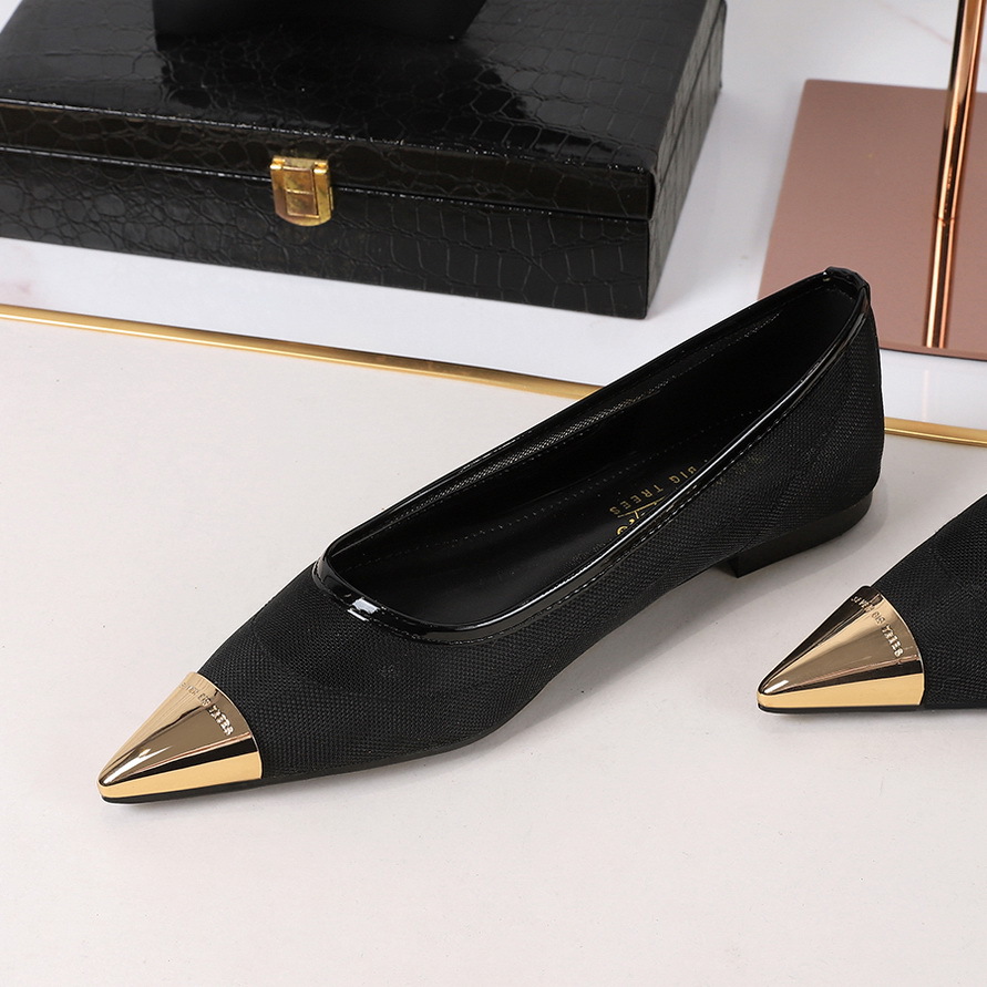 2162 Korean retro hollowed out mesh shallow mouth low heel women's shoes with metal pointed toe, one foot thick heel temperament single shoe women