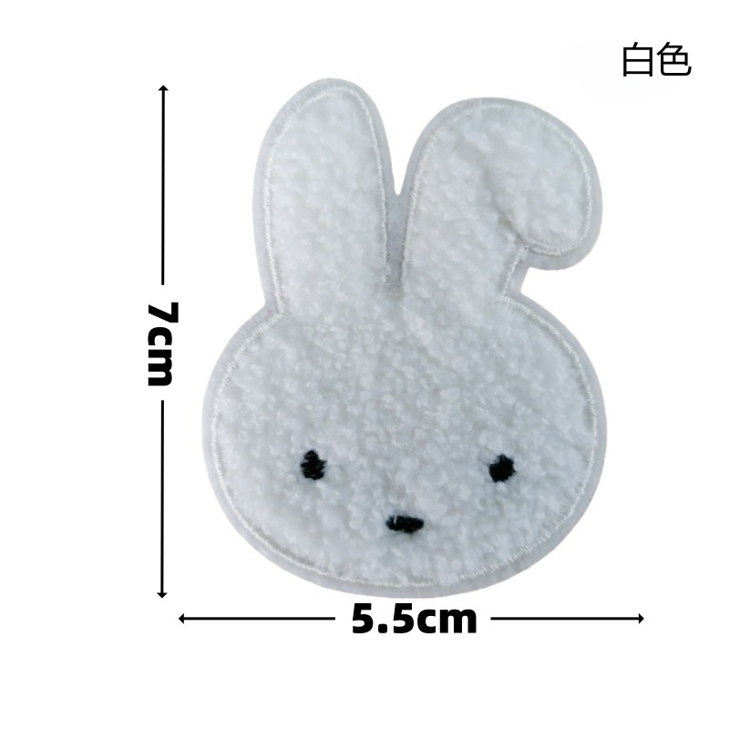 중간 흰색 곡선 귀 토끼 봉제 모델