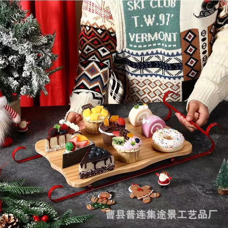 Cross-border wooden Christmas sleigh cutting board holiday atmosphere decoration cupcake display party charcuterie cheese board Cross-border wooden Christmas sleigh cutting board holiday atmosphere decoration cupcake display party charcuterie cheese board