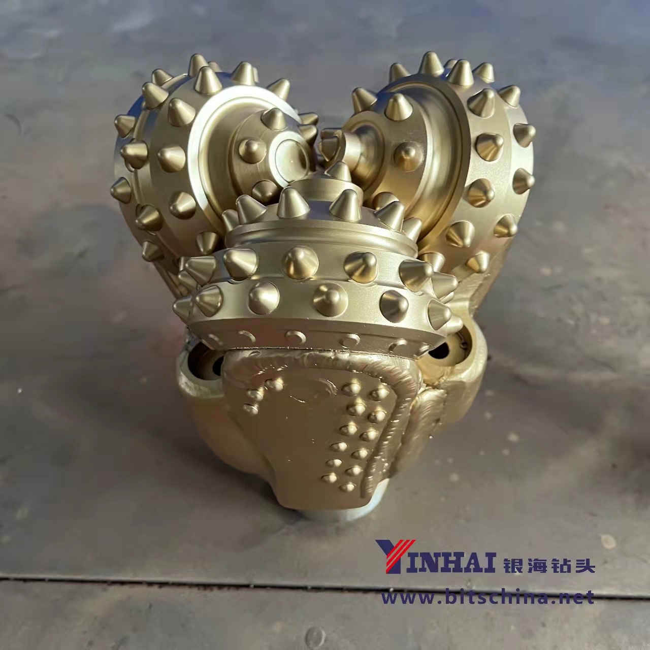 银海钻头 厂家供应 YHA8 1/2 637橡胶密封滑动轴承三牙轮钻头