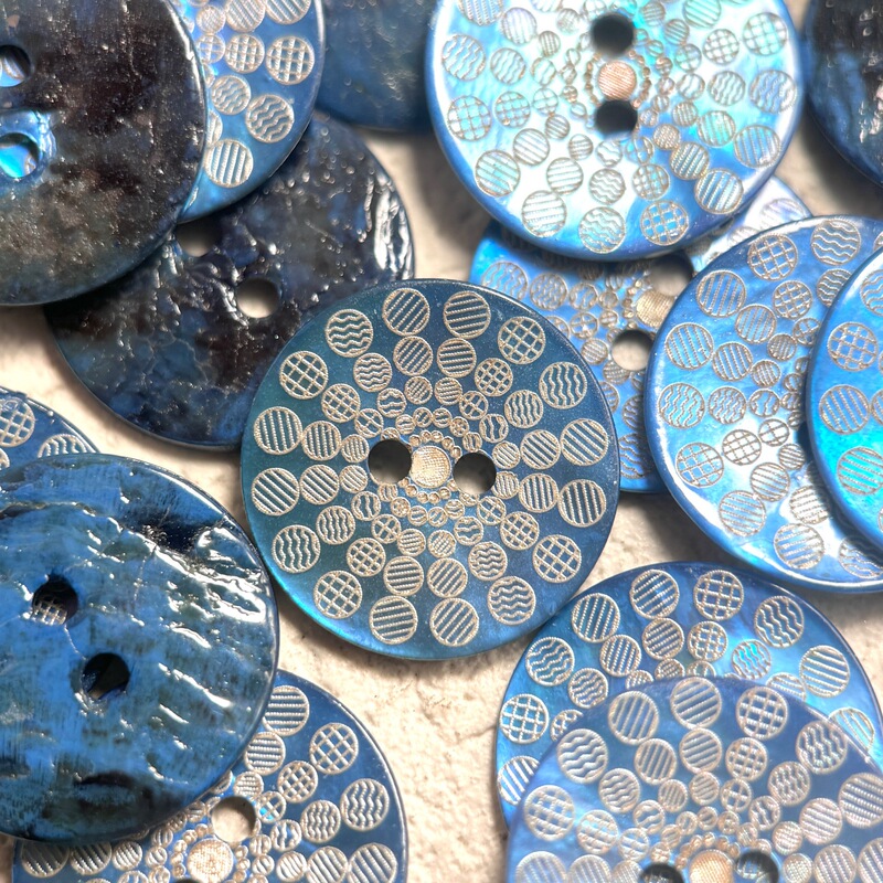 Natural Shell Buttons, Two-Hole Buttons, Blue Laser Circle, Vintage Shirt Jacket Accessories, Decorative Buttons