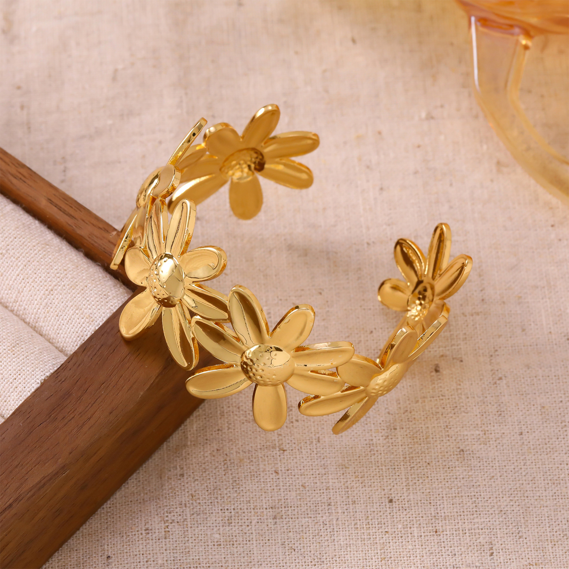 Golden retro bracelet, flowered