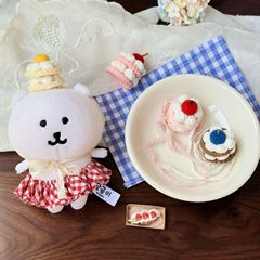 自虐的なクマの赤ちゃん服ニットケーキ帽子 10 センチメートル人形ミニ帽子人形人形高品質かぎ針編み帽子