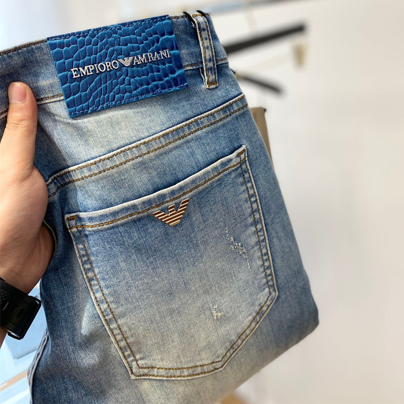 专注精品男装牛仔裤男士修身小直筒弹力潮牌高版本品牌高档男裤