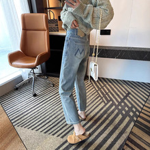 梨形身材直筒牛仔裤女秋季新款大码胖mm显瘦高腰九分法棍烟管裤