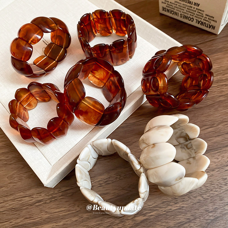 Maillard otoño e invierno pulseras elásticas ovaladas, pulsera de personalidad de nicho, temperamento de moda, joyería de alta gama de lujo ligero