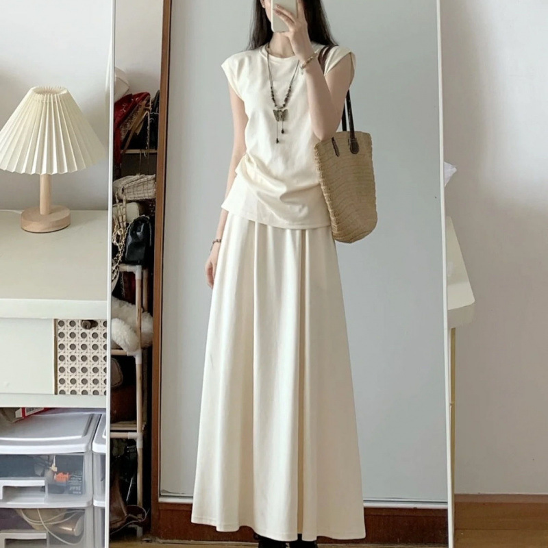女性用フレンチソルトスタイルスーツスカート、夏服、ファッショナブルなノースリーブトップとハーフレングススカートの2点セット|undefined